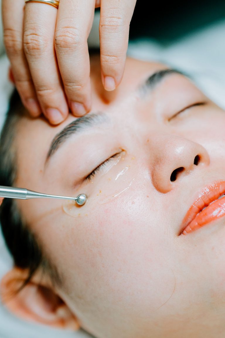 Signature Eye Treatment